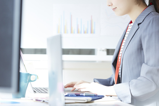 ビジネスメールの送り方 基本マナーやビジネスメール例文集も紹介 派遣 求人 転職なら マンパワーグループ ビジネスメールの送り方 基本マナーやビジネスメール例文集も紹介 派遣 求人 転職なら マンパワーグループ