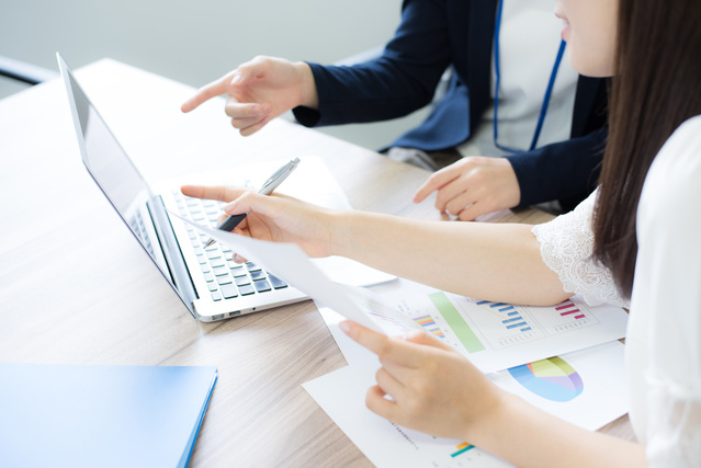 業務用マニュアルの作り方とは マニュアル作成のポイントからおすすめテンプレートまで紹介 派遣 求人 転職なら マンパワーグループ 業務用マニュアルの作り方とは マニュアル作成のポイントからおすすめテンプレートまで紹介 派遣 求人 転職なら マンパワーグループ