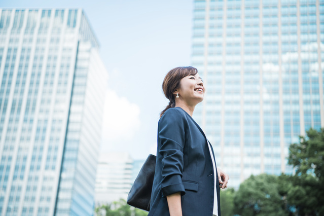 「派遣初日の服装」どこまでならOK？みんなが気をつけているポイントとは？ 派遣の仕事・求人なら【マンパワーグループ】